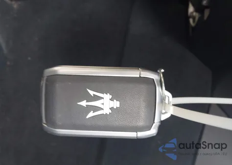 2023 Maserati Grecale Gt z USA, uszkodzony, nr VIN ZN682AVA6P7429163